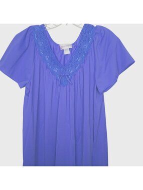 Vintage Shadowline Purple Nylon Short-Sleeve Nightgown Lace Trimmed Womens M